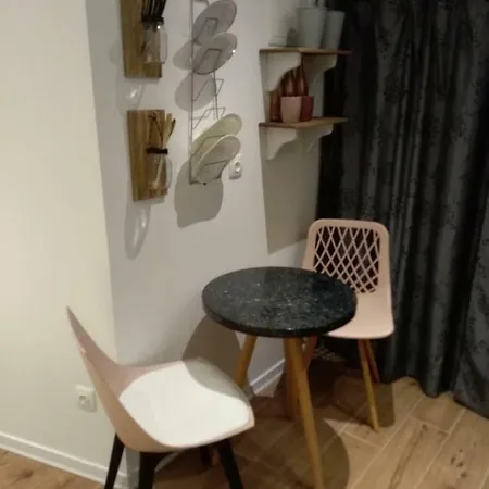 Dean Apartment *